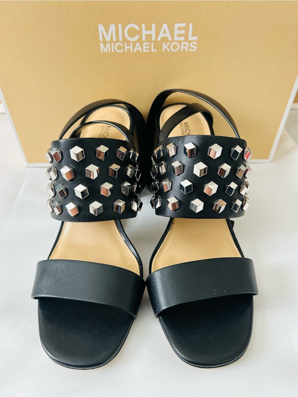 🖤Michael Kors🤍”Valencia” Black Studded Leather AnkleSlingback Sandals w/Silver